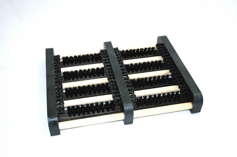 Brosse à bottes en bois