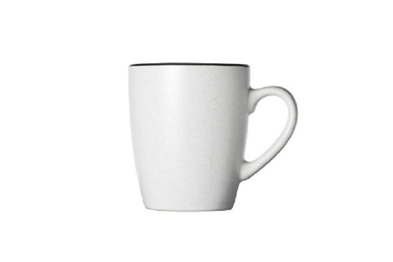 Tasse blanche mouchetée 35cl - faïence.